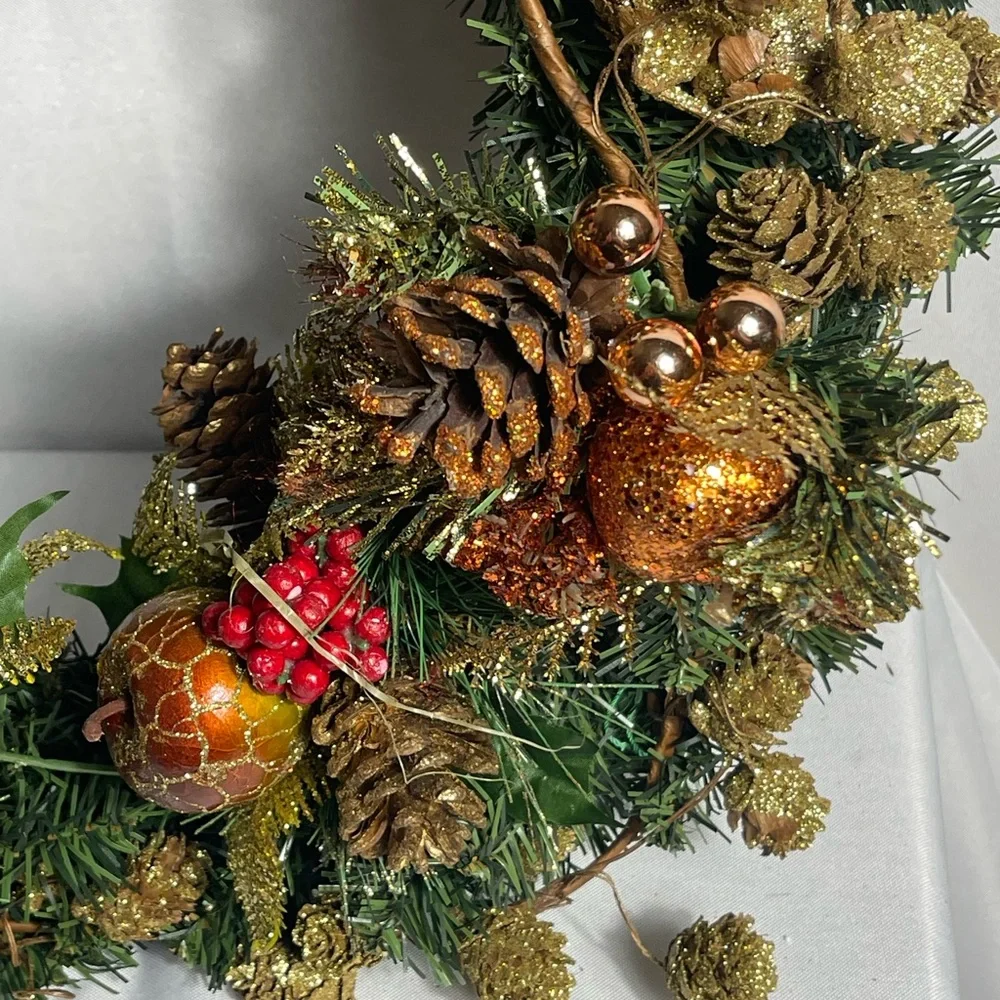 Festive Gold Pinecone & Red Berry Holiday Wreath 18” Christmas Decor
